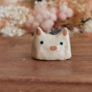 Chat Moki figurine porte bonheur