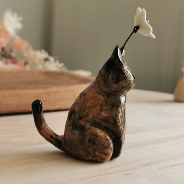 Chat Moki figurine porte bonheur
