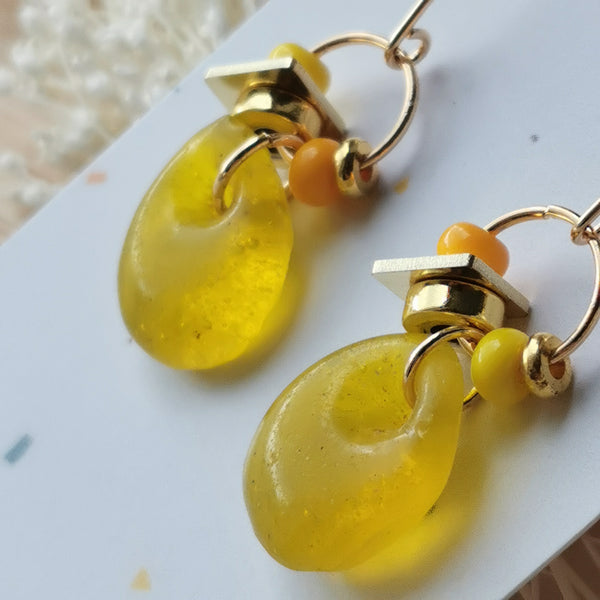 Boucles d'oreilles verre jaune