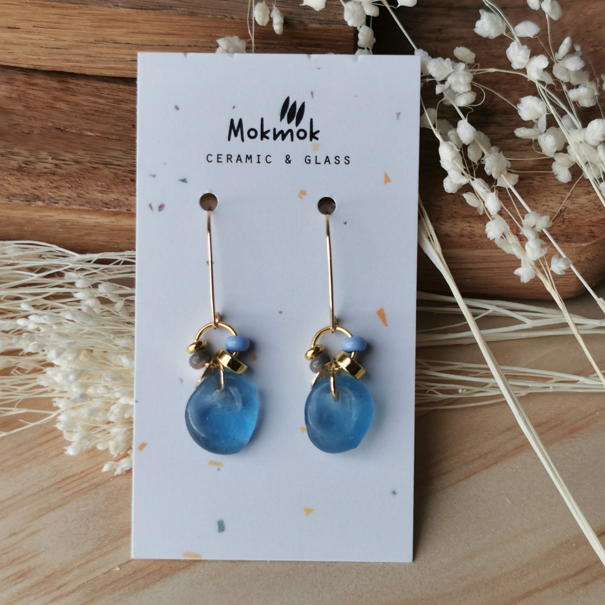 Boucles d'oreilles verre bleu ciel