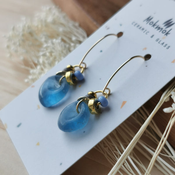 Boucles d'oreilles verre bleu ciel