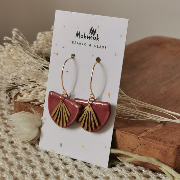 Boucles d'oreilles demi cercles carmin
