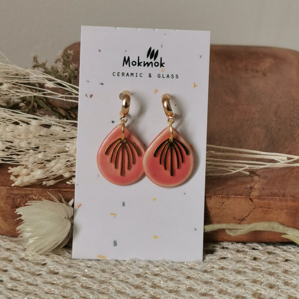 Boucles d'oreilles gouttes roses