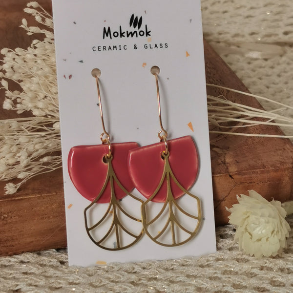 Boucles d'oreilles demi cercles framboise