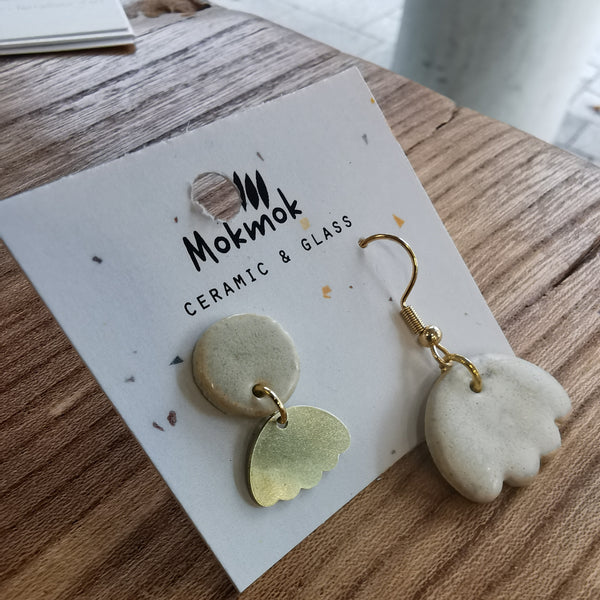 Boucles d'oreilles dépareillés