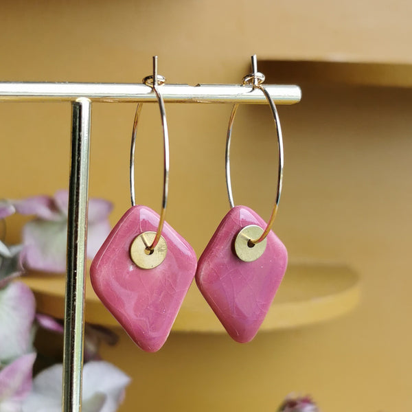 Boucles d'oreilles losanges framboise
