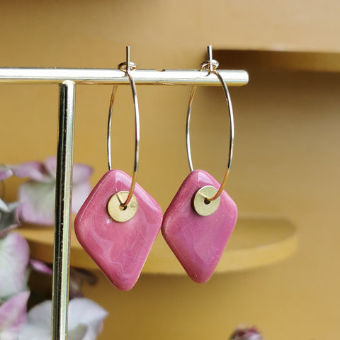 Boucles d'oreilles losanges framboise