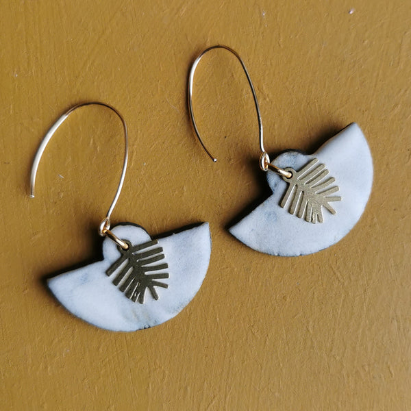 Boucles d'oreilles navettes blanches